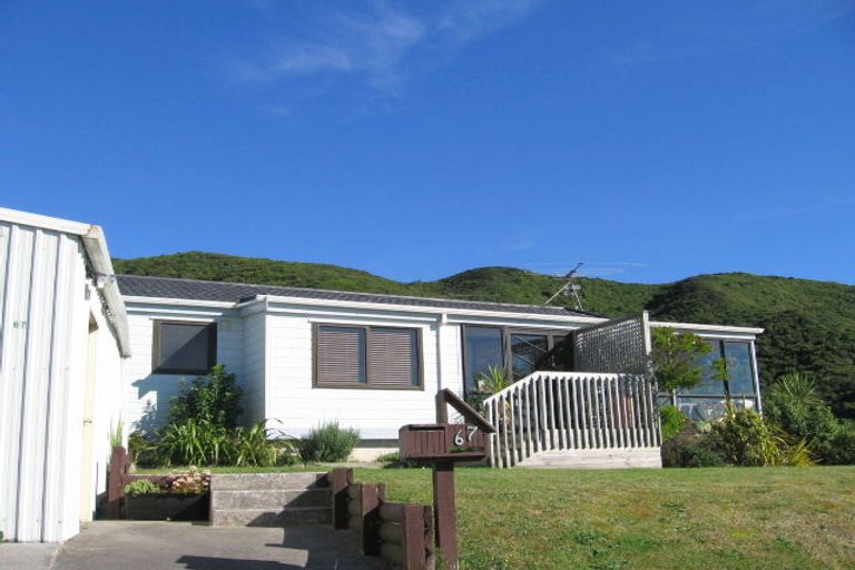 Photo of property in 67 Nalanda Crescent, Broadmeadows, Wellington, 6035