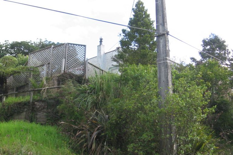 Photo of property in 107 Victory Road, Laingholm, Auckland, 0604