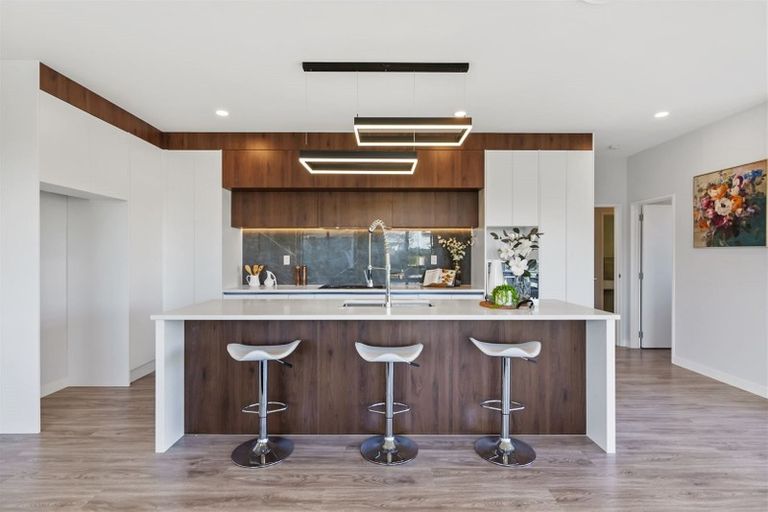 Photo of property in 39 Lisnoble Road, Flat Bush, Auckland, 2019