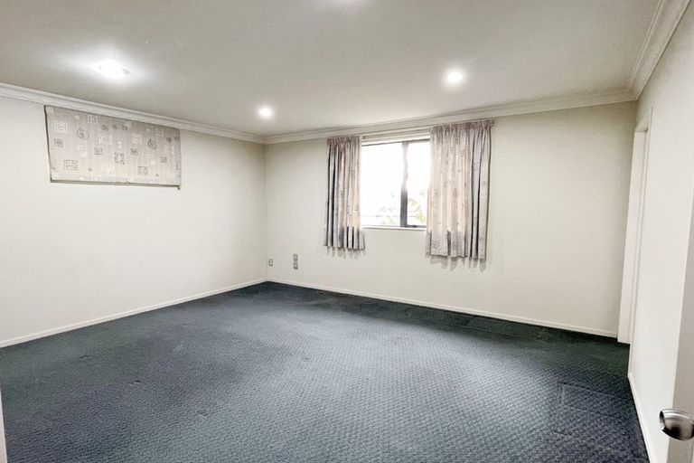 Photo of property in 8 Cartmel Avenue, Massey, Auckland, 0614