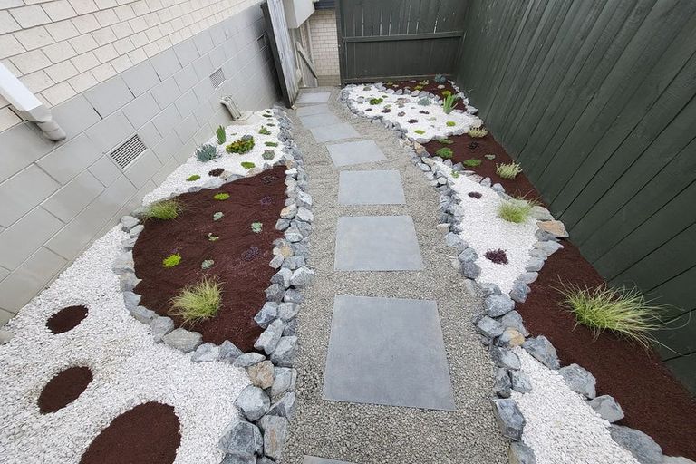 Photo of property in 25 Tralee Terrace, Dannemora, Auckland, 2016