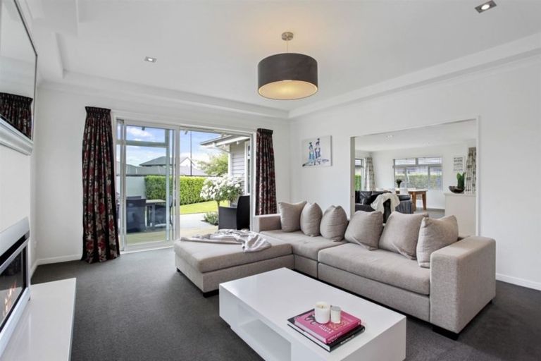 Photo of property in 24 Somerville Crescent, Aidanfield, Christchurch, 8025