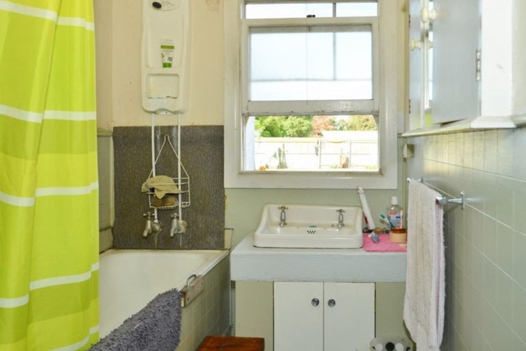 Photo of property in 37 Muir Street, Te Hapara, Gisborne, 4010