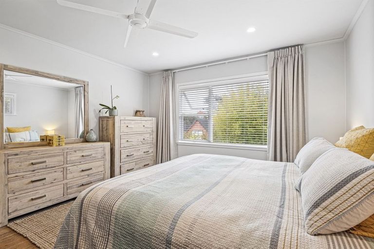 Photo of property in 143 Browns Bay Road, Browns Bay, Auckland, 0630