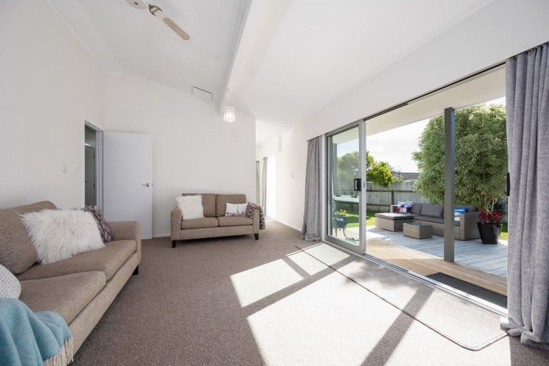 Photo of property in 7b Tyrone Place, Tamatea, Napier, 4112