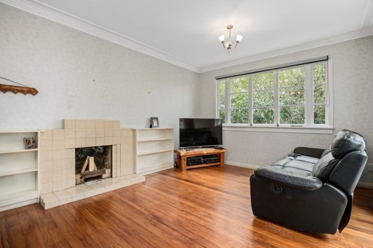 Photo of property in 1 Wyatt Avenue, Te Aroha, 3320