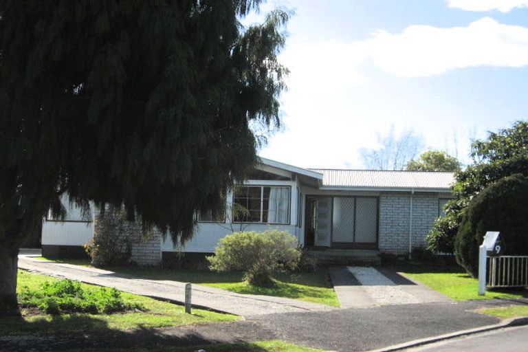 Photo of property in 9 Erika Place, Fairview Downs, Hamilton, 3214