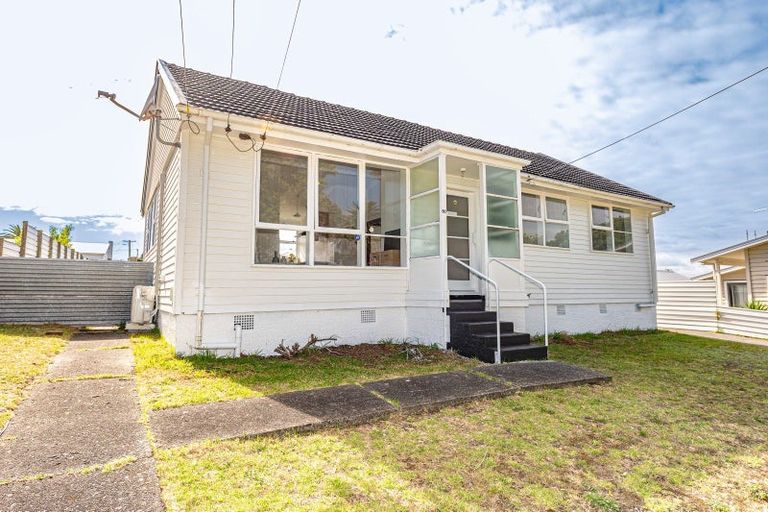 Photo of property in 80 Harper Street, Gonville, Whanganui, 4501