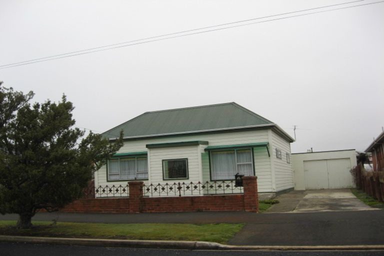 Photo of property in 24 Freyberg Street, Saint Kilda, Dunedin, 9012