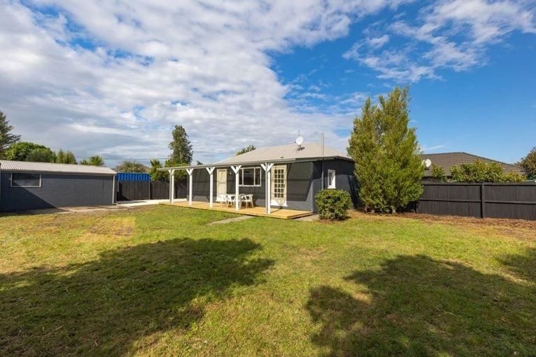 Photo of property in 2/117 Foremans Road, Islington, Christchurch, 8042