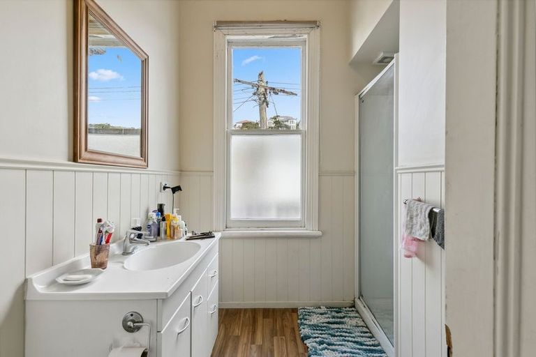 Photo of property in 46 Aro Street, Aro Valley, Wellington, 6021