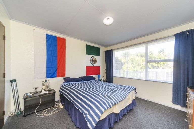 Photo of property in 2/272 Grey Street, Palmerston North, 4414