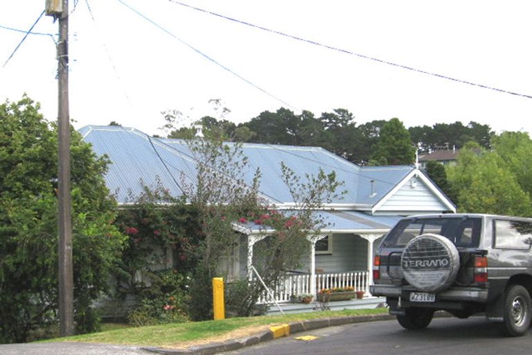 Photo of property in 78 Palmerston Road, Birkenhead, Auckland, 0626