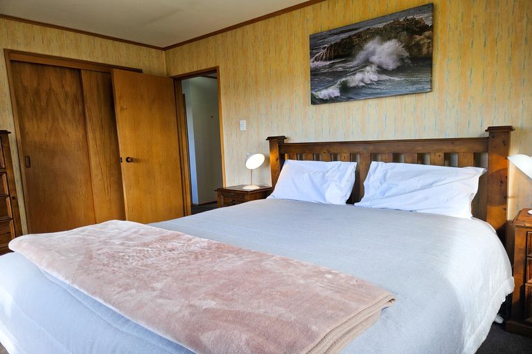 Photo of property in 5 Murray Place, Lake Tekapo, 7999