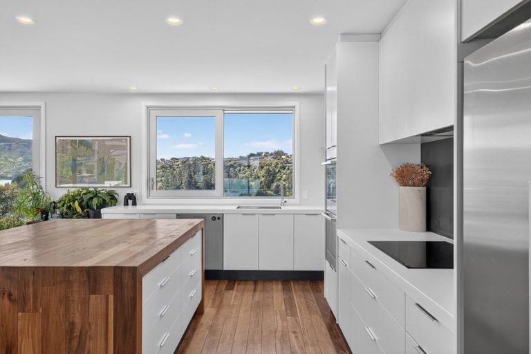 Photo of property in 11 Kaioruru Lane, Charteris Bay, Lyttelton, 8971
