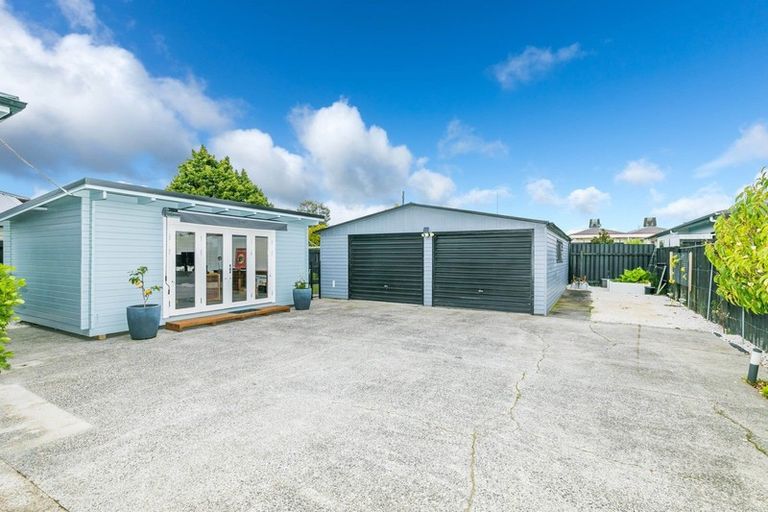 Photo of property in 16 Gillies Avenue, Claudelands, Hamilton, 3214