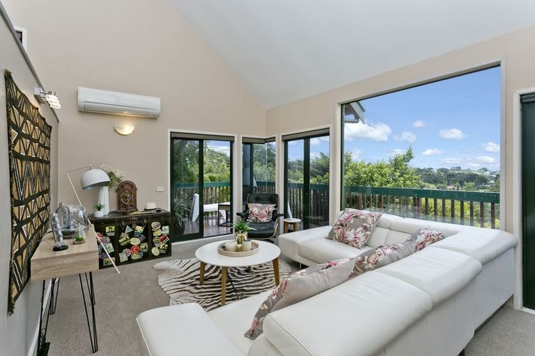 Photo of property in 30 Speedy Crescent, Hillcrest, Auckland, 0627