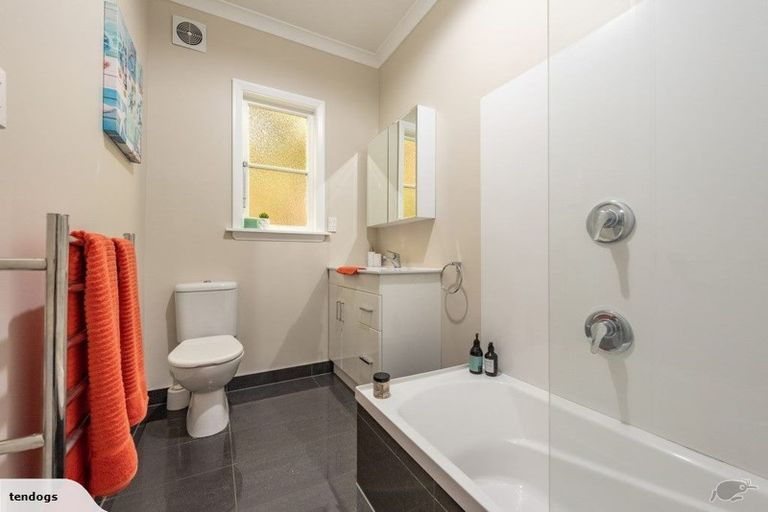 Photo of property in 7 David Crescent, Karori, Wellington, 6012