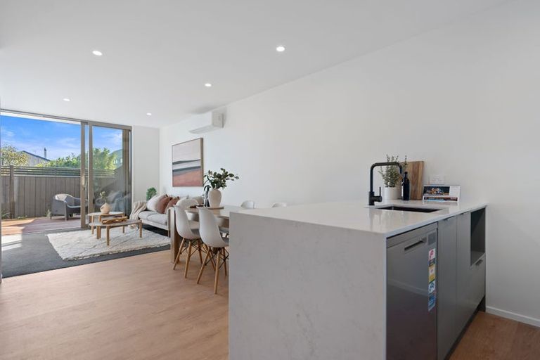 Photo of property in 1/149 Edgeware Road, St Albans, Christchurch, 8014