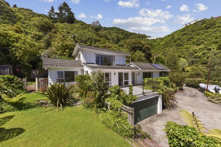 Photo of property in 98 Port Underwood Road, Waikawa, Picton, 7281