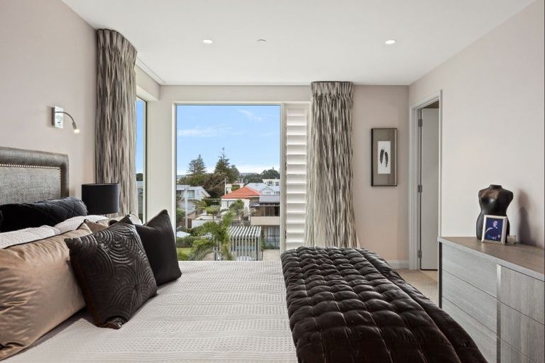 Photo of property in 12/383 Hibiscus Coast Highway, Orewa, 0931