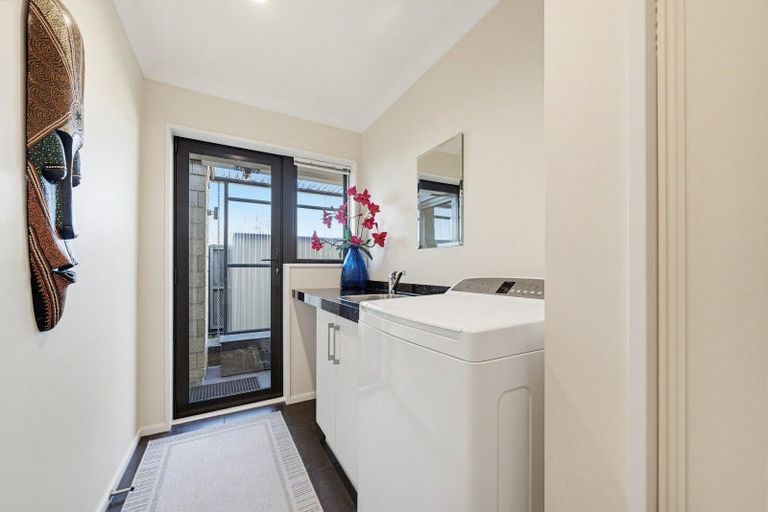Photo of property in 16 Kensington Avenue, Rangiora, 7400