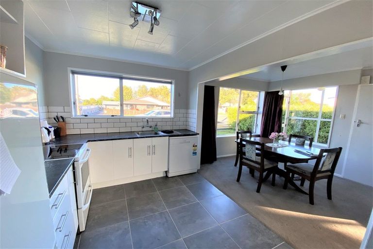 Photo of property in 2a Erin Street, Hawera, 4610