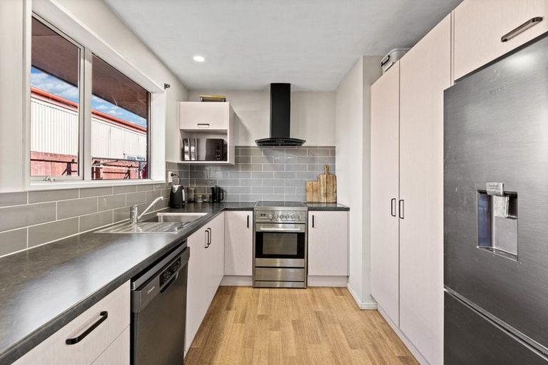 Photo of property in 45a Wrights Road, Addington, Christchurch, 8024