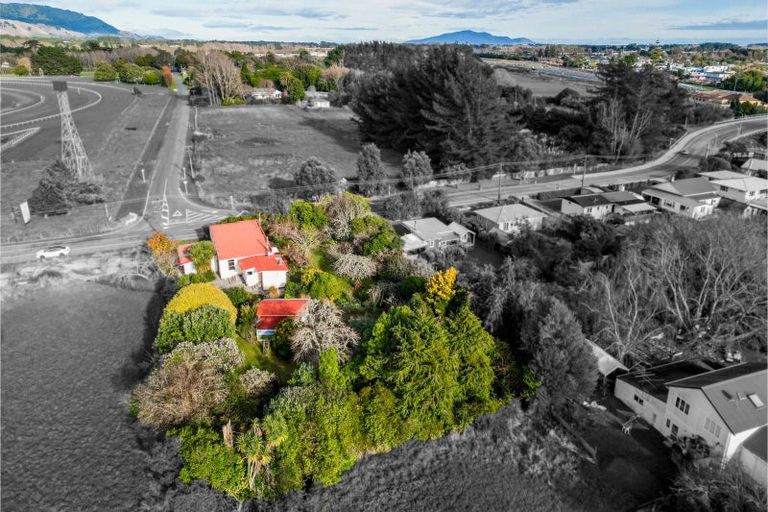 Photo of property in 66 Rahui Road, Otaki, 5512