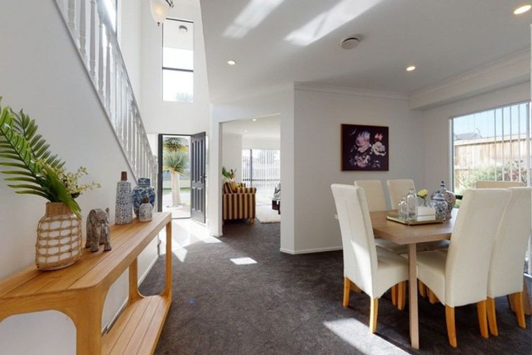 Photo of property in 3 Parani Court, Te Atatu Peninsula, Auckland, 0610