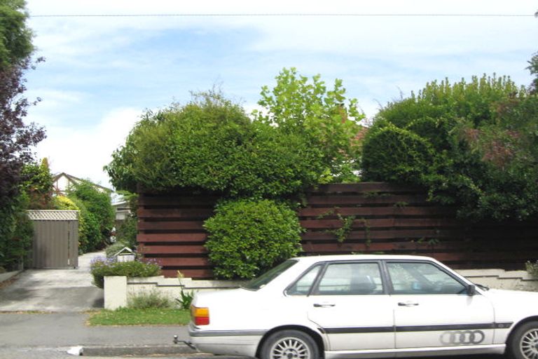 Photo of property in 174 Weston Road, St Albans, Christchurch, 8052