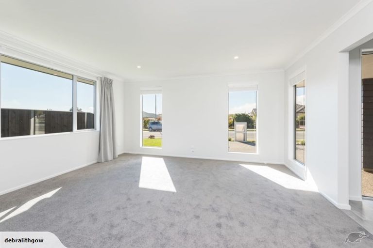 Photo of property in 18 Hart Road, Hauraki, Auckland, 0622