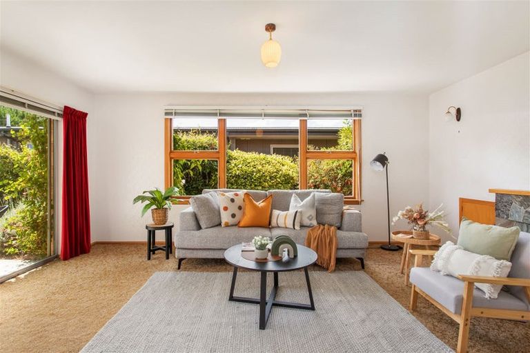 Photo of property in 22 Scotswood Place, Rangiora, 7400