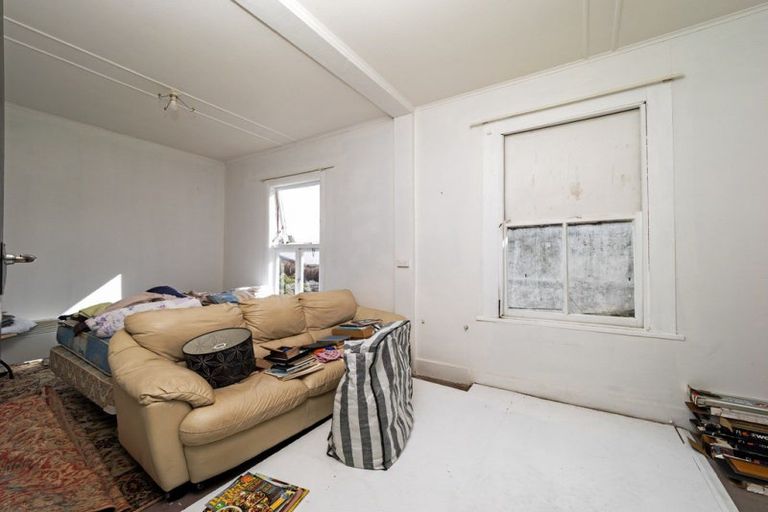 Photo of property in 92 Vogel Street, Woodville, 4920
