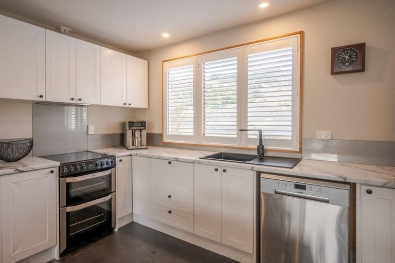 Photo of property in 5f Church Street, Akaroa, 7520