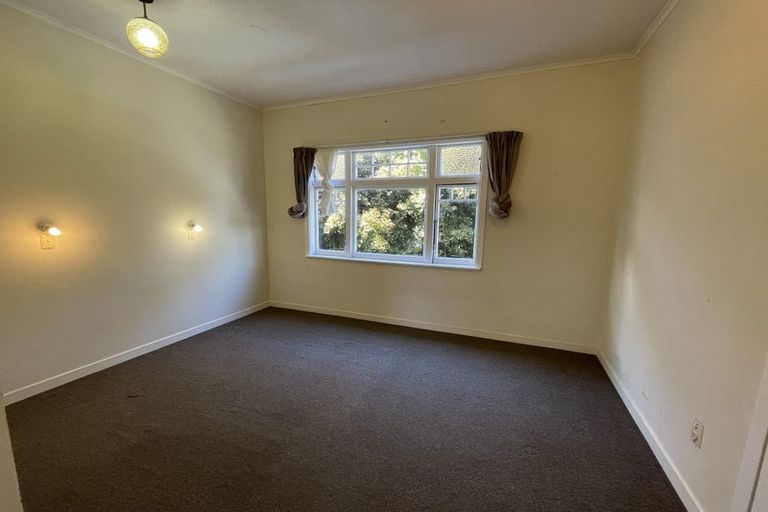 Photo of property in 35a Matai Road, Stanmore Bay, Whangaparaoa, 0932