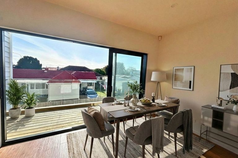 Photo of property in 723e Massey Road, Mangere, Auckland, 2022