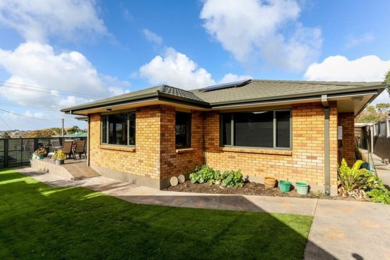 Photo of property in 20 Barrett Road, Whalers Gate, New Plymouth, 4310