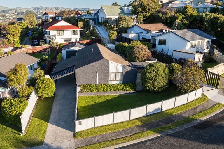 Photo of property in 37 Bodmin Terrace, Camborne, Porirua, 5026