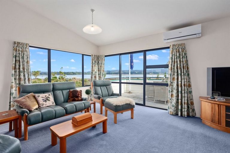 Photo of property in 20 Rangitukehu Street, Ohope, 3121