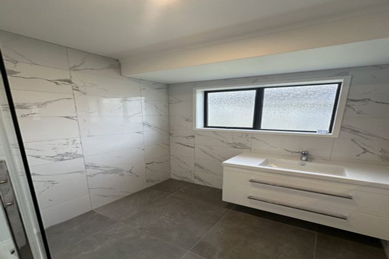 Photo of property in 59a View Road, Henderson, Auckland, 0612