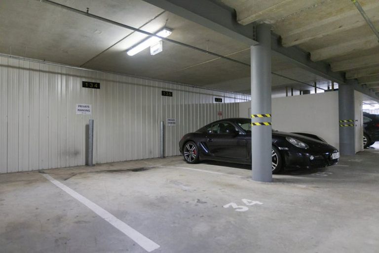 Photo of property in 1/6d Durham Street, Tauranga, 3110