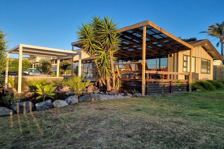 Photo of property in 2 Awatea Street, Mangawhai Heads, Mangawhai, 0505