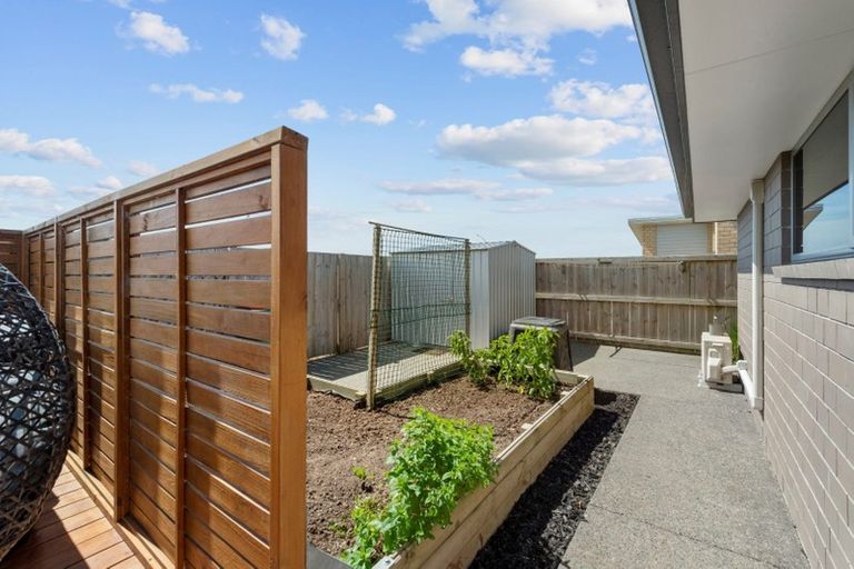 Photo of property in 22 Helen June Avenue, Flagstaff, Hamilton, 3210