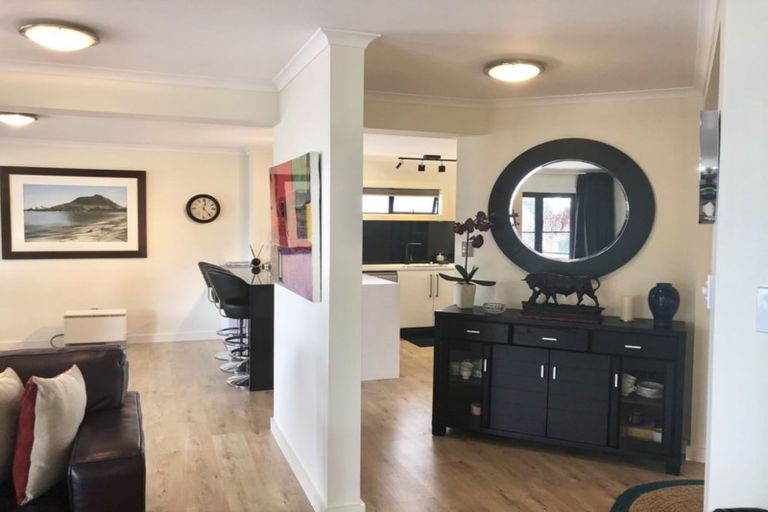 Photo of property in 4/2 Sixth Avenue, Tauranga, 3110