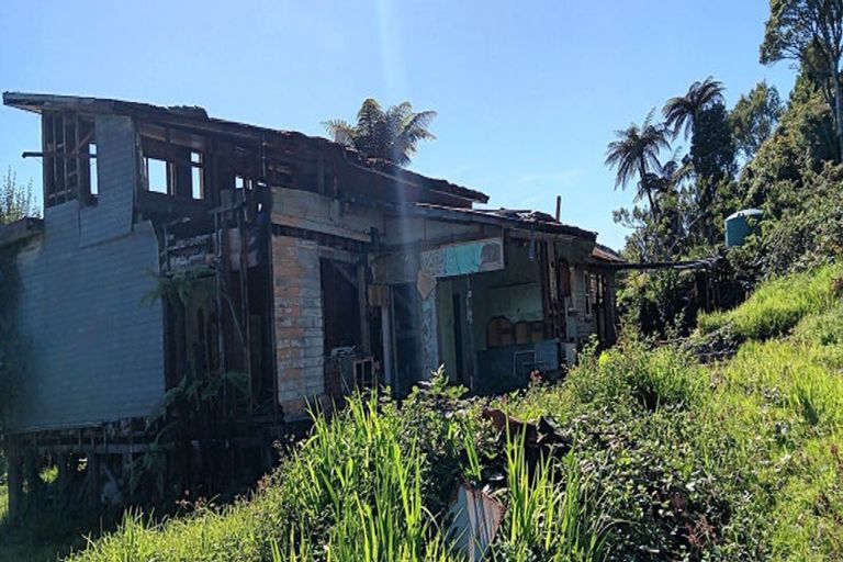 Photo of property in 37 Back Road, Granity, 7823