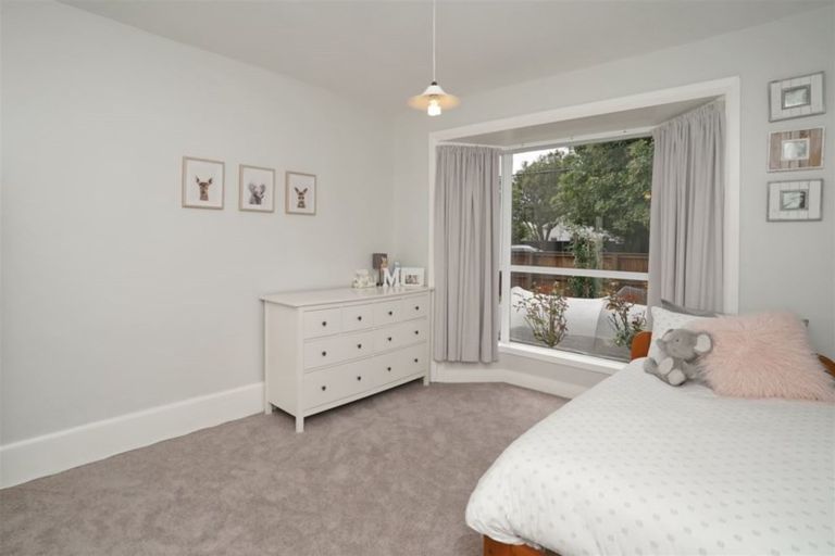 Photo of property in 25 Kensington Avenue, Mairehau, Christchurch, 8013