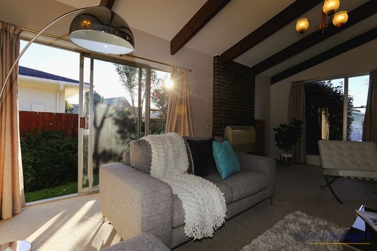 Photo of property in 5 Nanette Street, Upper Riccarton, Christchurch, 8041