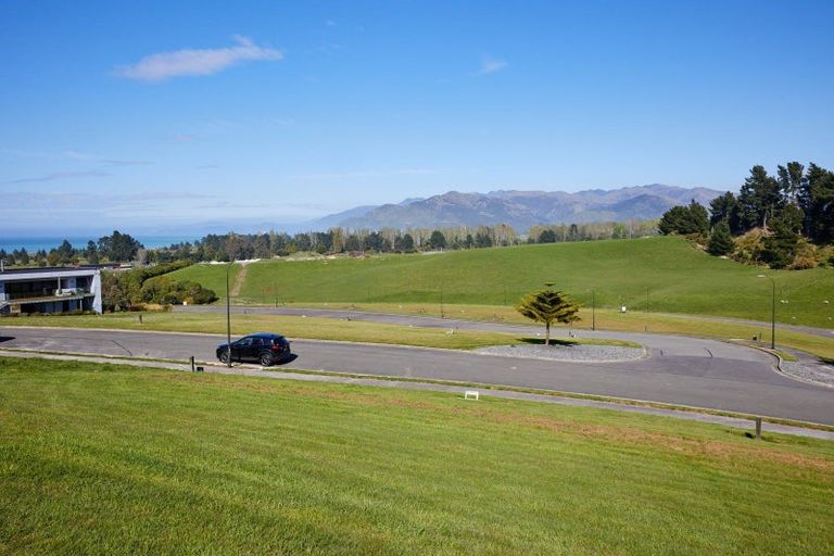 Photo of property in 9 Knowles Crescent, Kaikoura Flat, Kaikoura, 7371