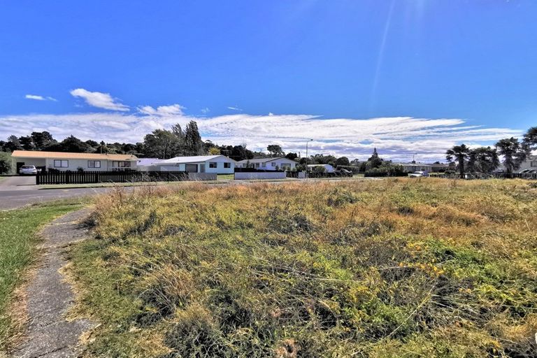 Photo of property in 19 Karaka Street, Wairoa, 4108